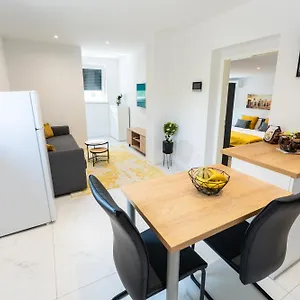 https://apt-calm-corner-oasis.hotels-in-ljubljana.com